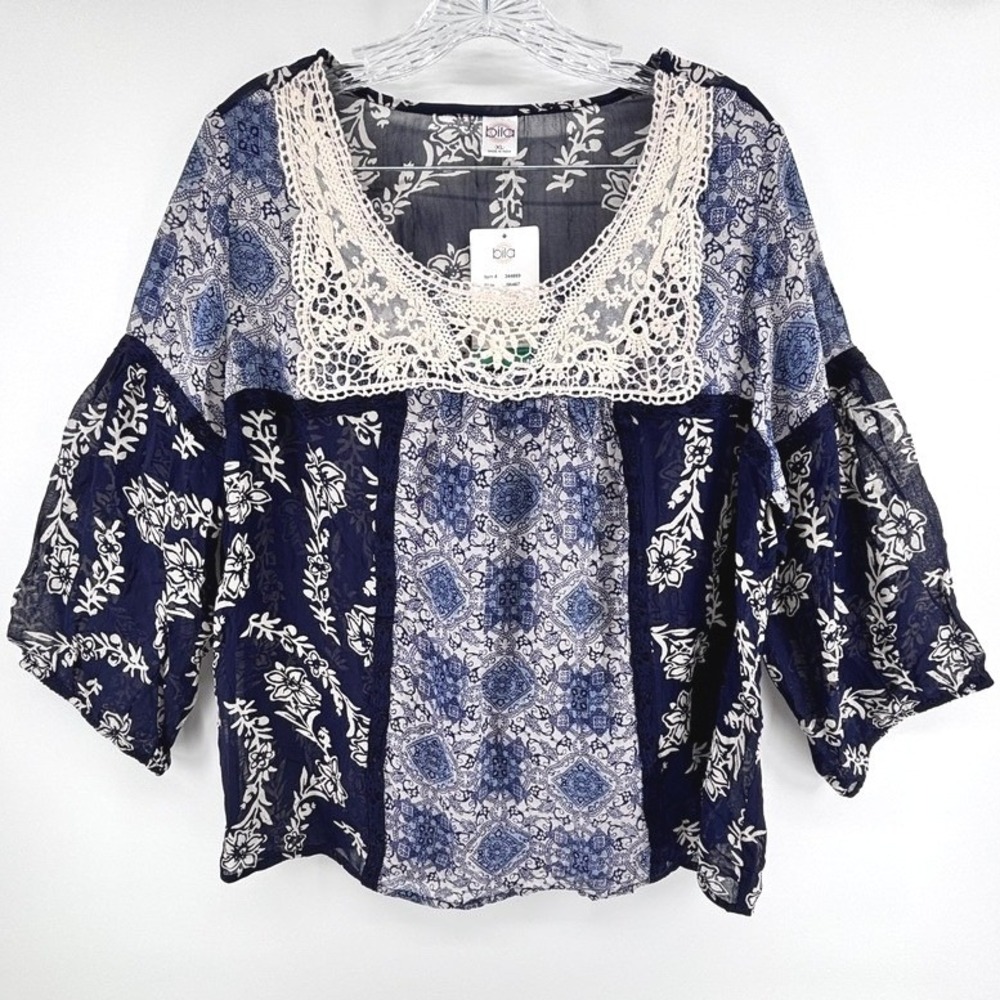 Bila Boho Peasant Top Blue White Crochet Lace Sz XL Bell Sleeve NEW Rayon Blouse